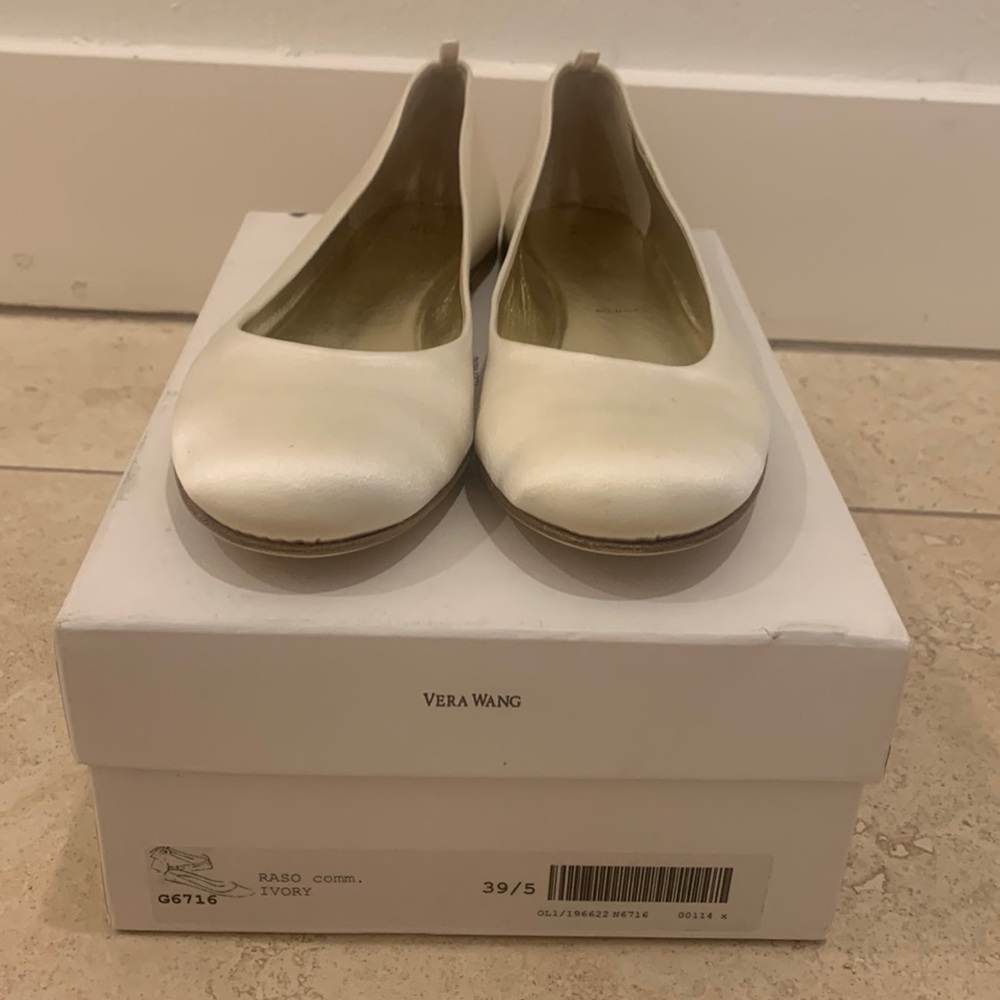 Vera Wang satin ballerina flat